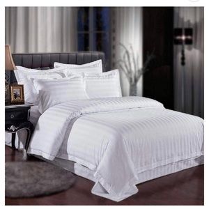 NWT Microfiber Twin XL 3 Piece Sheet Set